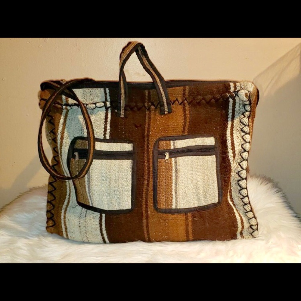 Ethnic tote
